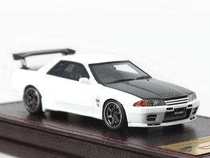 Nissan Skyline GT-R Nismo (R32) White (Diecast Car)