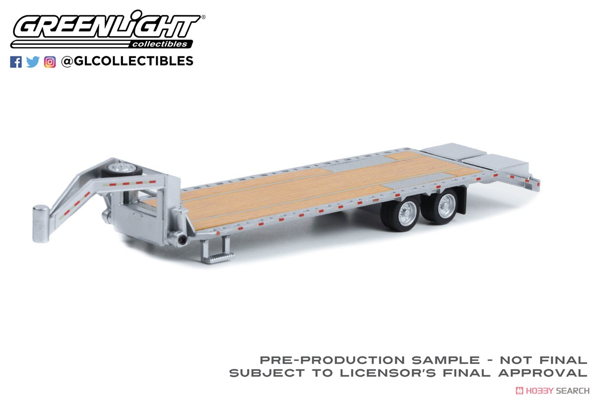 Gooseneck Trailer - Primer Gray with Red and White Conspicuity Stripes (ミニカー) 商品画像1
