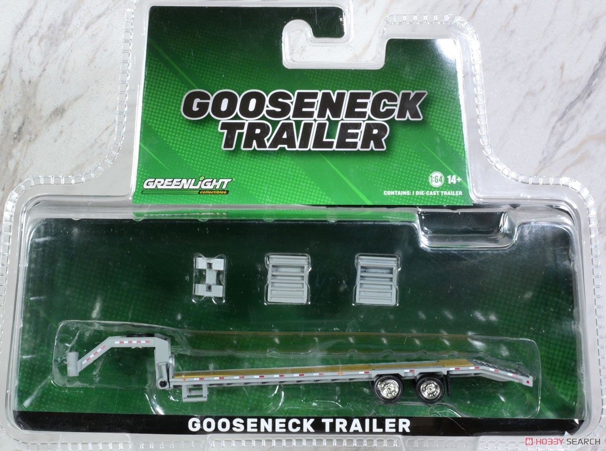 Gooseneck Trailer - Primer Gray with Red and White Conspicuity Stripes (ミニカー) パッケージ1