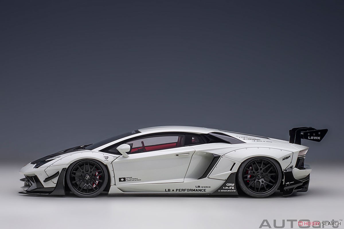 Liberty Walk LB-Works Lamborghini Aventador Limited Edition (Metallic White / Carbon Black Bonnet) (Diecast Car) Item picture3