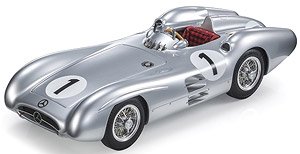 メルセデス W196R ストリームライン 1954 イギリスGP No,1 J.M.ファンジオ ボンネットフード脱着可能 (ケース付) (ミニカー)