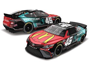 `カート・ブッシュ` #45 マクドナルド/マネーライオン TOYOTA カムリ NASCAR 2022 ネクストジェネレーション (ミニカー)