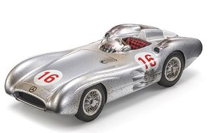 メルセデス W196R ストリームライン 1954 イタリアGP ウィナー No,16 J.M.ファンジオ ボンネットフード脱着可能(ケース付) 汚し塗装 (ミニカー)
