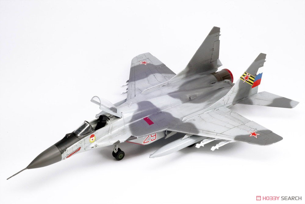 ロシア空軍 MiG-29 (9.13) フルクラムC 迷彩型紙シート付き (プラモデル) 商品画像2