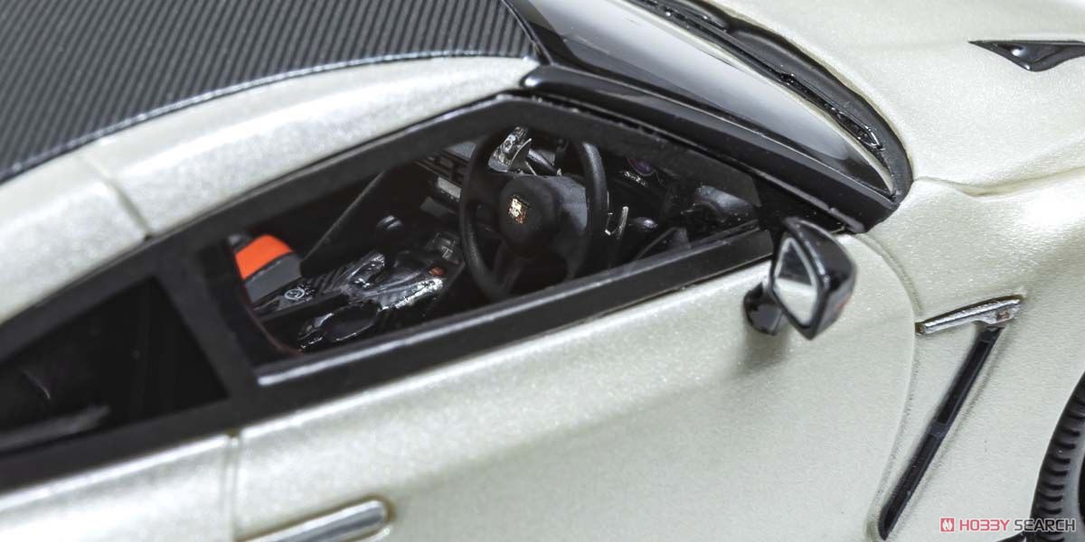 日産 GT-R ニスモ 2022 (ホワイト) (ミニカー) 商品画像9