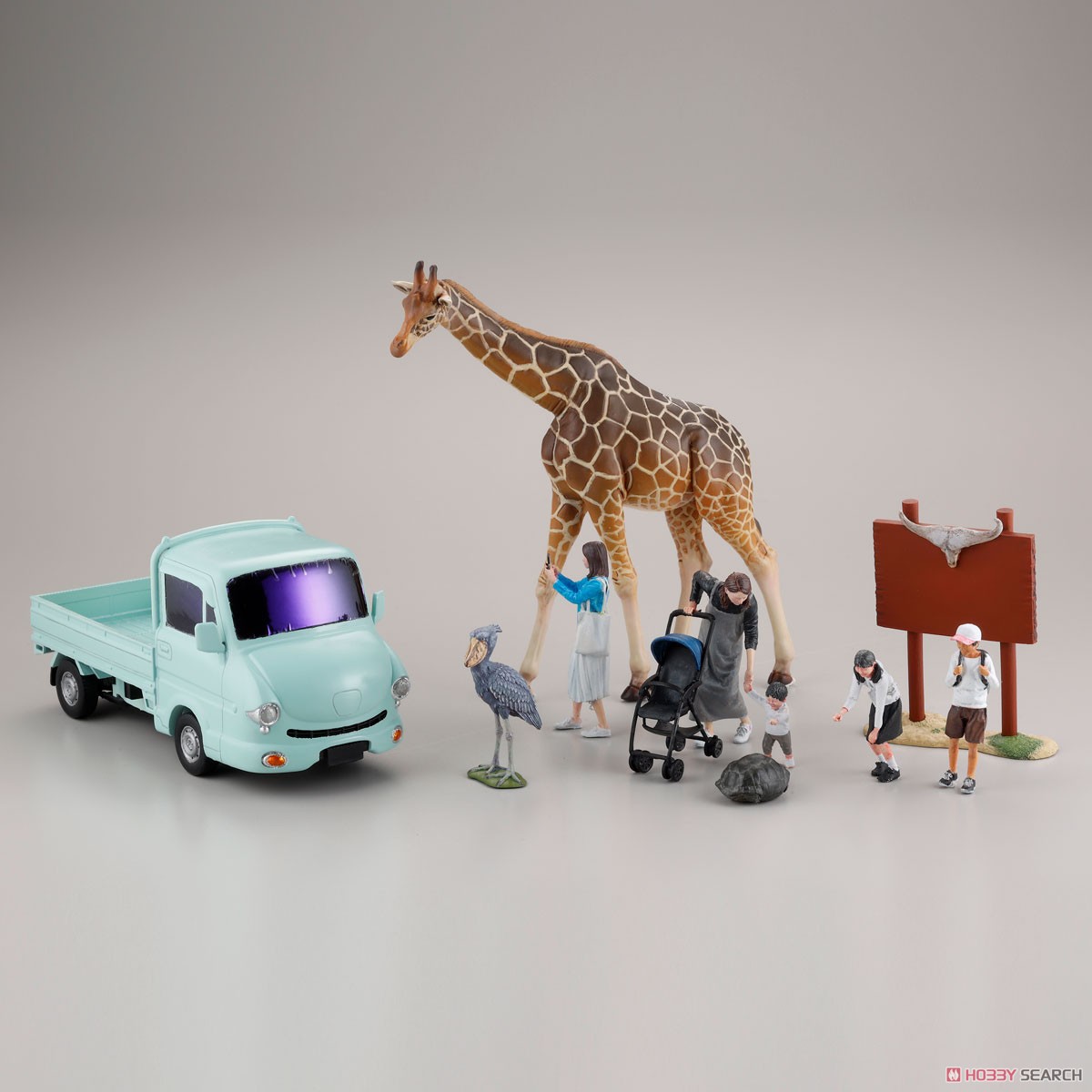 Artpla Tourists and Giraffe Set (Plastic model) Item picture1