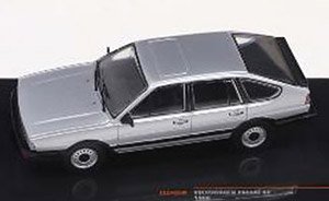 VW パサート B2 1980 シルバー (ミニカー)