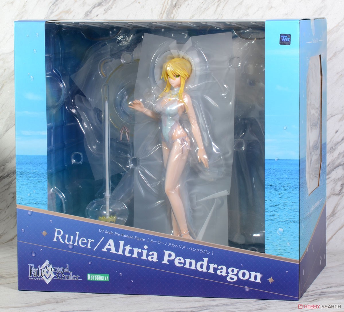 Ruler/Altria Pendragon (PVC Figure) Package1