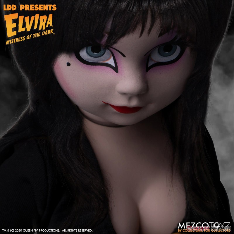 Living Dead Dolls/ Elvira, Mistress of the Dark: Elvira (Fashion Doll) Other picture6