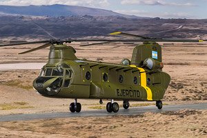 ボーイング CH-47C チヌーク AE-520 フォークランド紛争1982 (完成品飛行機)