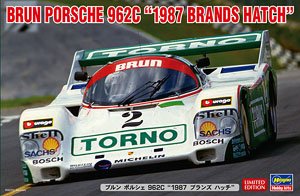 ブルン ポルシェ 962C `1987 ブランズ ハッチ` (プラモデル)