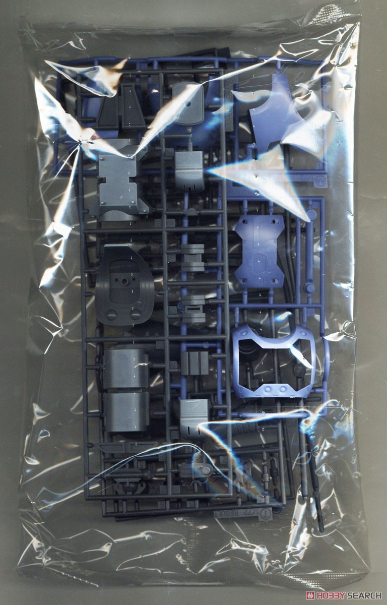 Regult (Equipped with Small Missile Pod Model) `Macross` (Plastic model) Contents1