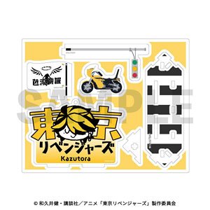 Tokyo Revengers Earrings for One Ear Acrylic Stand w/Pedestal 07. Kazutora Hanemiya (Anime Toy)