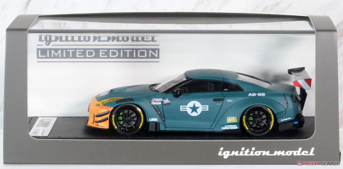 LB-WORKS Nissan GT-R R35 type 2 Matte Green With Engine (ミニカー) パッケージ1