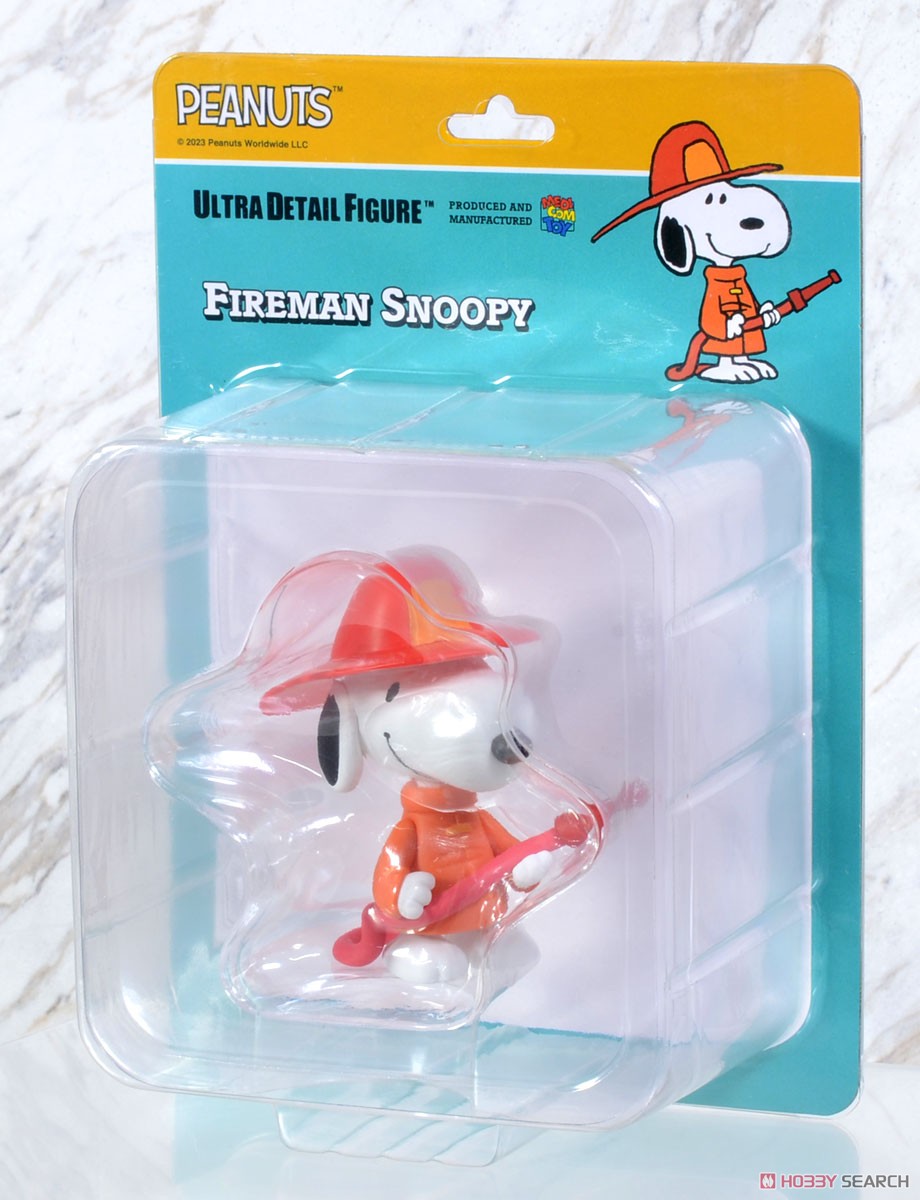 UDF No.695 PEANUTS SERIES 14 FIREMAN SNOOPY (完成品) パッケージ1