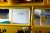 TLV-201a スバル サンバー ライトバン ホットドッグ屋 (黄/黒) フィギュア付 (ミニカー) 商品画像5