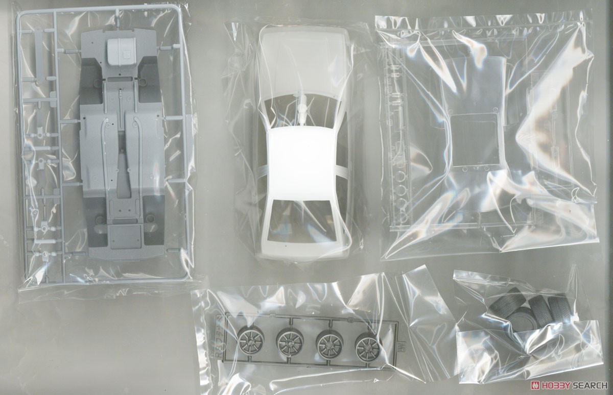 Toyoya AE86 Levin (Model Car) 中身1