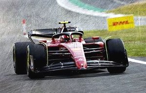 Ferrari F1-75 No.55 Winner Great Britain GP 2022 Carlos Sainz Jr. (ミニカー)