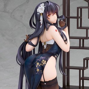 Azuma: Soft Voice of Spring (PVC Figure)