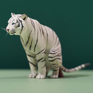 Half-Crouched Tiger B (Fashion Doll)