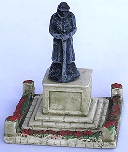 (N) HN665 Harburn Hamlet War Memorial with WWI Soldier Figure (Model Train)