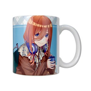 The Quintessential Quintuplets [Especially Illustrated] Mug Cup Miku Nakano Camp Ver. (Anime Toy)