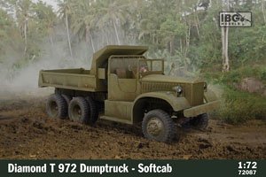 US Diamond T972 Dumptruck - Softcab (Plastic model)
