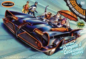 1966 Batmobile w/Catwoman & Penguin Figures (Plastic model)