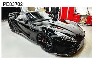 ノヴィテック 812 N-Largo グロスブラック (ミニカー)