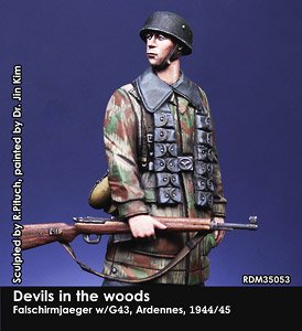 Devils in the Woods Falschirmjaeger w/G43, Ardennes, 1944/45 (Plastic model)