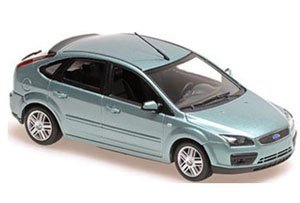 フォード フォーカス 2004 ライトブルーメタリック (ミニカー)