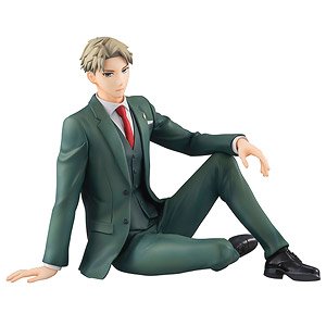 G.E.M. Series Spy x Family Loid-san on Palm (PVC Figure)