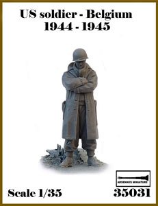 WWII アメリカ ベルギーの戦い1944-1945＃4 腕組みする兵士 (1体入) (プラモデル)