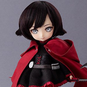 Harmonia Humming Ruby Rose (Fashion Doll)