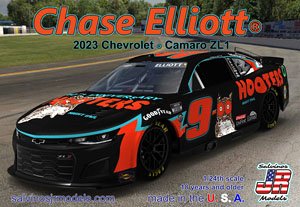 NASCAR 2023 Chevrolet Camaro ZL1 Hendrick Motorsports Chase Elliott `Hooters` (Model Car)