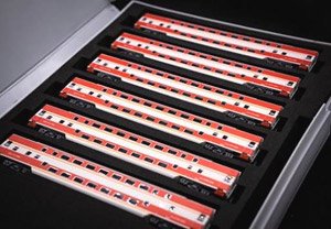 2051/2nd Mudanjiang - Dalian Intercity Train Beijing Group Livery Red (Basic 6-Car Set) (Model Train)