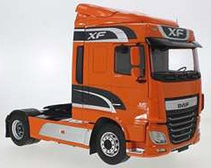 DAF XF スペース キャブ 2016 オレンジ (ミニカー)