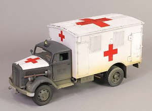 WW.II German Kfz305 Opel Blitz Ambulance Vehicle White (Pre-built AFV)