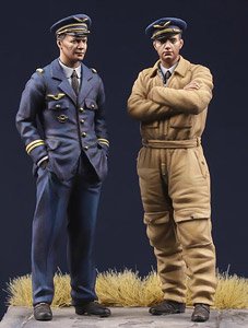 54mm (1/32) French Pilots (WW II) (Plastic model)