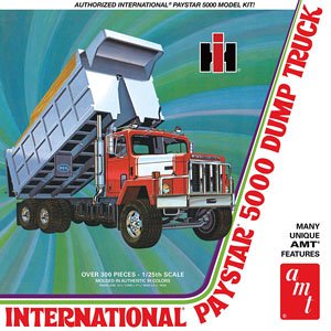 International Paystar 5000 Dump Truck (Model Car)