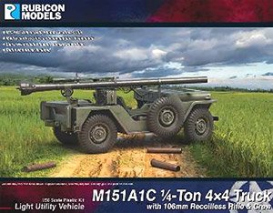 M151A1C 1/4 ton 4x4 Truck w/106mm Recoilless Rifle & Crew (Plastic model)