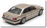 BMW E38 740d （2000） （ベージュメタリック） (ミニカー)