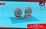 Avro Lancaster / Lincoln Wheels Late Type w/ Weighted Tyres (Plastic model)