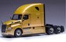Freightliner Cascadia 2018 Metallic Gold (Diecast Car)