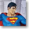 Superman vs Brainiac Statue