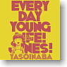 Persona 4 Every day, Young life! Junes! T-shirt Yellow S (Anime Toy)
