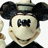 Disney Traditions/ Black & White Minnie Mouse Statue (Completed)