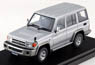 Toyota LAND CRUISER 70 VAN (2014) シルバーメタリック (ミニカー)