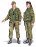 UH-1 Iroquois Pilot (2 Figures) (Plastic model)