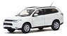 Mitsubishi Outlander Pearl White (W13) (Diecast Car)